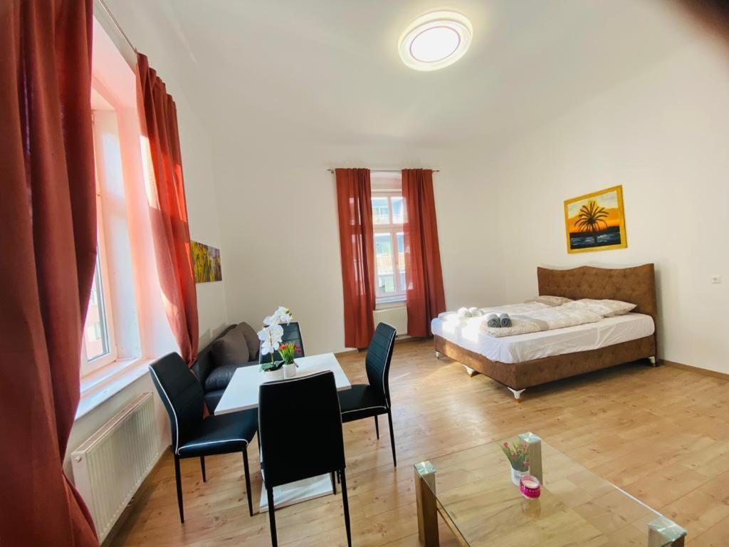 Premium Triple Room Dw เวียนนา ภายนอก รูปภาพ