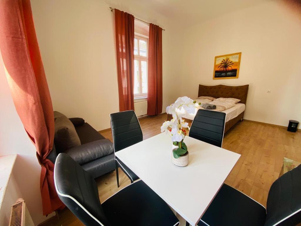 Premium Triple Room Dw เวียนนา ภายนอก รูปภาพ